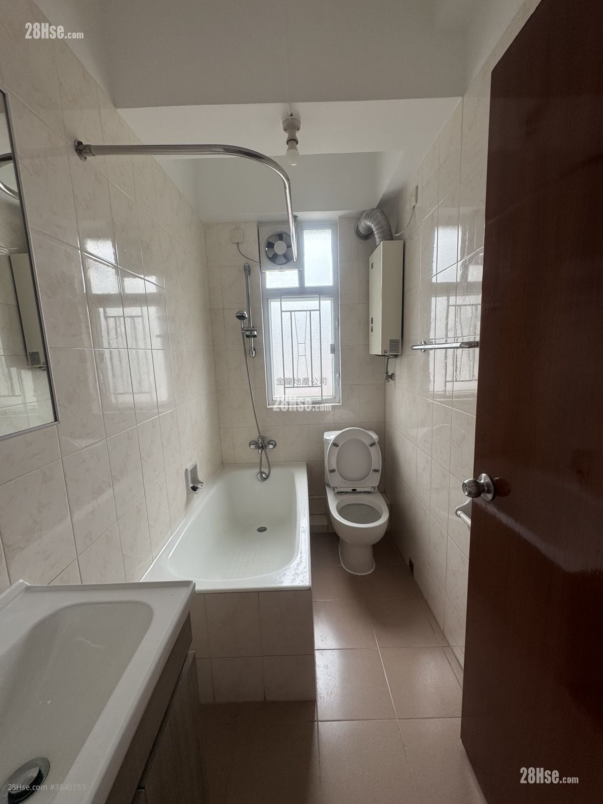 Apartment Rental 2 Bedrooms , 1 Bathroom 464 ft²
