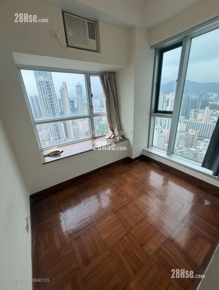 Flourish Mansion Rental 3 Bedrooms , 2 Bathrooms 633 ft²