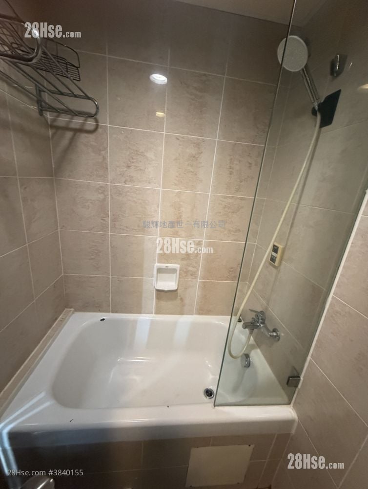 Flourish Mansion Rental 3 Bedrooms , 2 Bathrooms 633 ft²