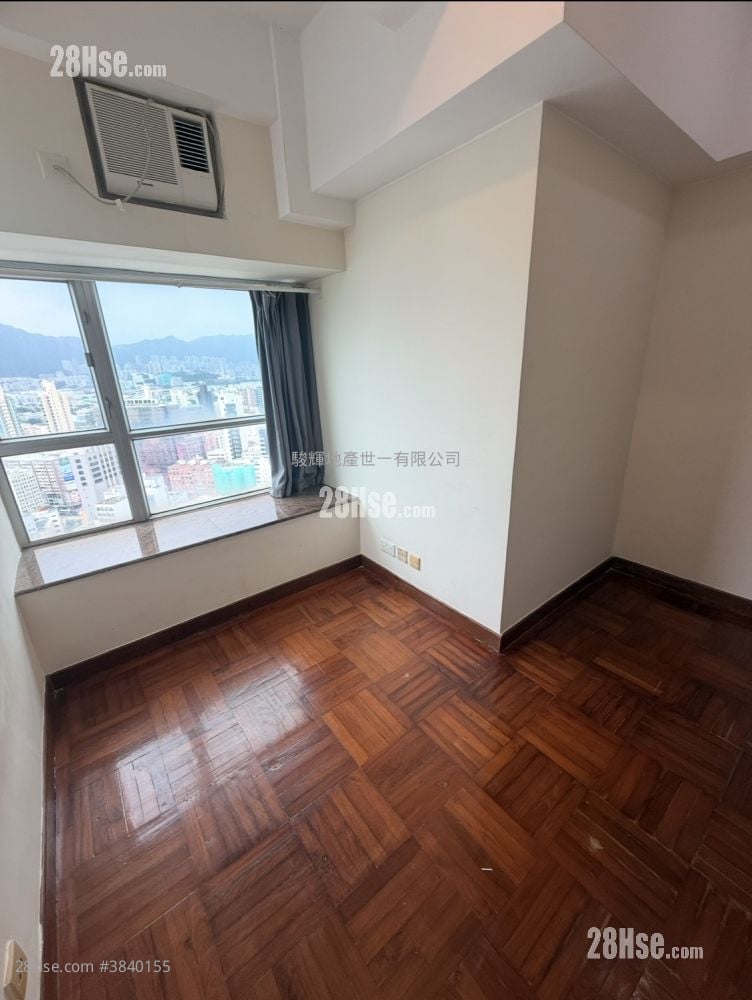 Flourish Mansion Rental 3 Bedrooms , 2 Bathrooms 633 ft²