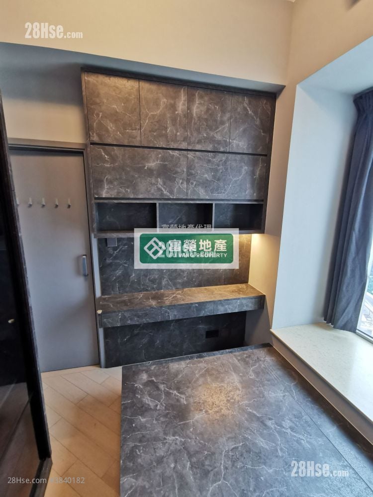 Lime Stardom Rental 1 Bedroom , 1 Bathroom 386 ft²