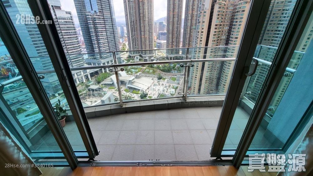 The Harbourside Sell 3 Bedrooms , 2 Bathrooms 1,051 ft²