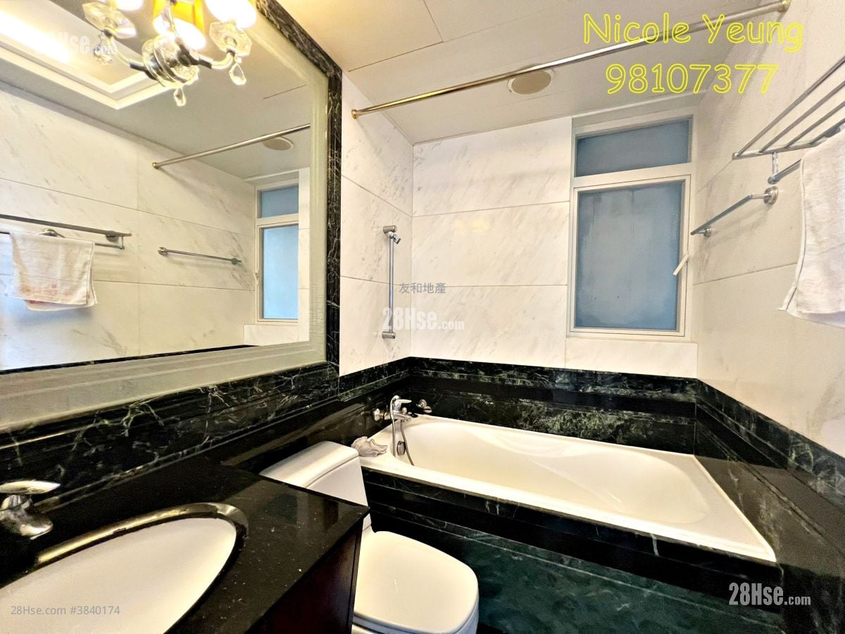 One Beacon Hill Rental 3 Bedrooms , 2 Bathrooms 1,142 ft²