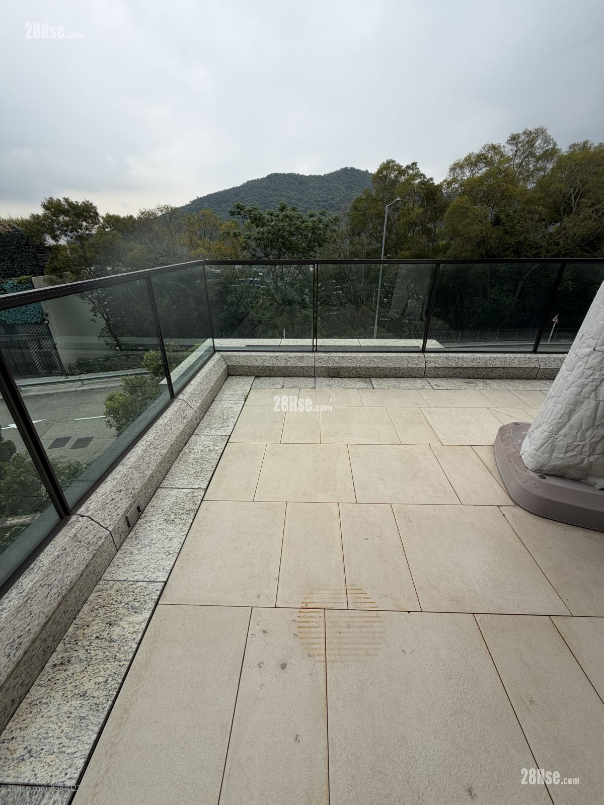 St.moritz Sell 4 Bedrooms , 3 Bathrooms 1,519 ft²