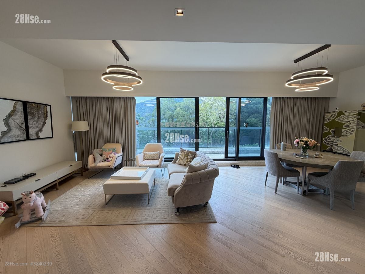 St.moritz Sell 4 Bedrooms , 3 Bathrooms 1,519 ft²