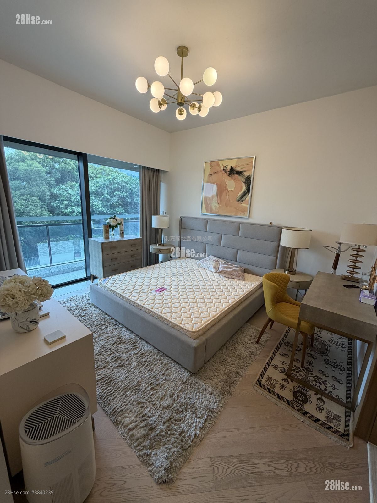 St.moritz Sell 4 Bedrooms , 3 Bathrooms 1,519 ft²