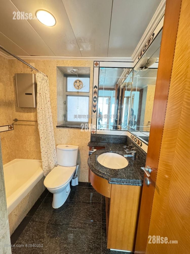 Ocean Shores Rental 2 Bedrooms , 1 Bathroom 527 ft²