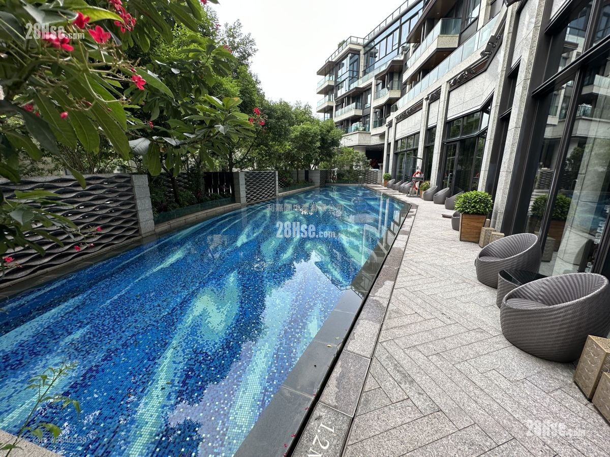 St.moritz Sell 4 Bedrooms , 3 Bathrooms 1,519 ft²