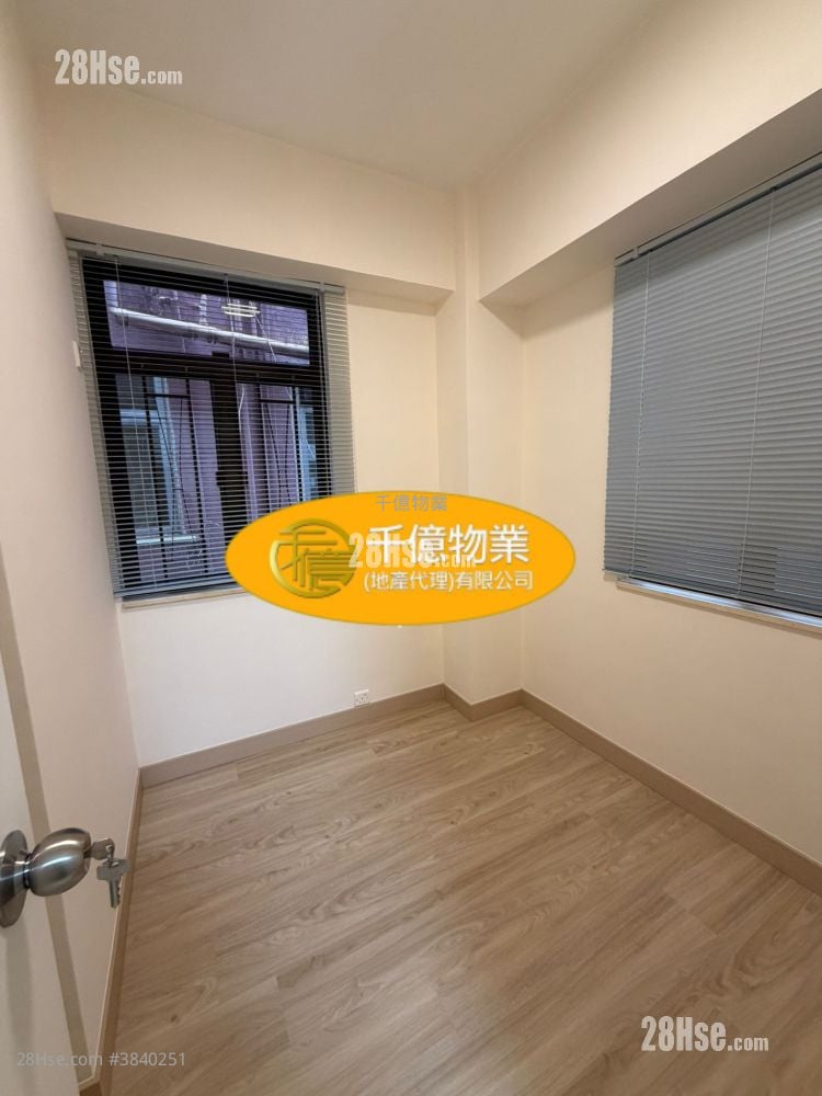 Wing Yip Building Rental 2 Bedrooms , 1 Bathroom 273 ft²