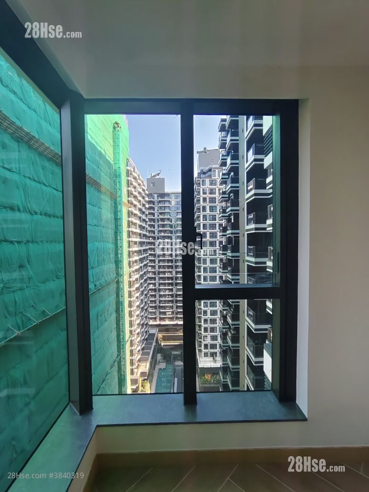 View: 次卧看向园景