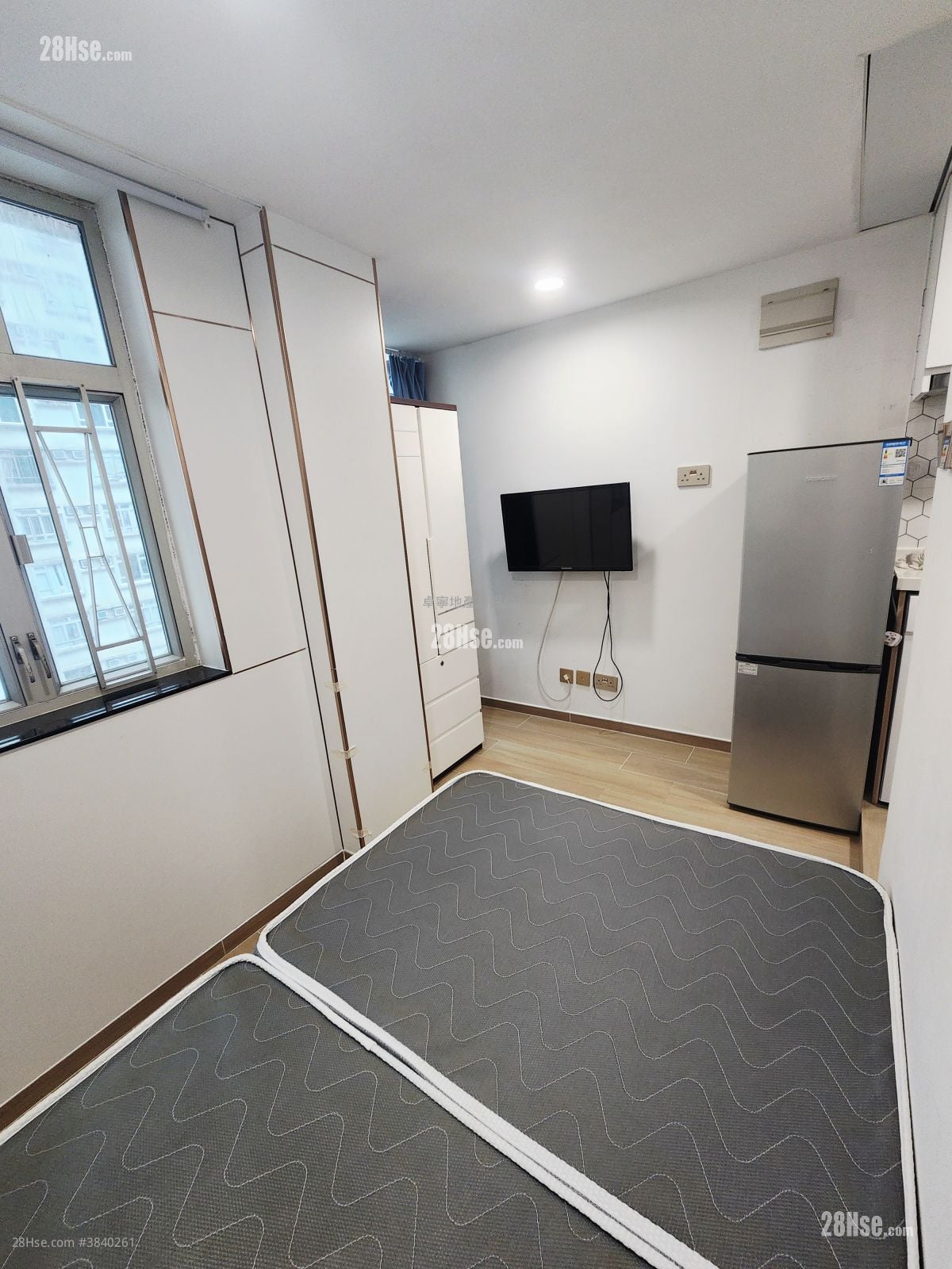 Chinese Mansion Rental 140 ft²