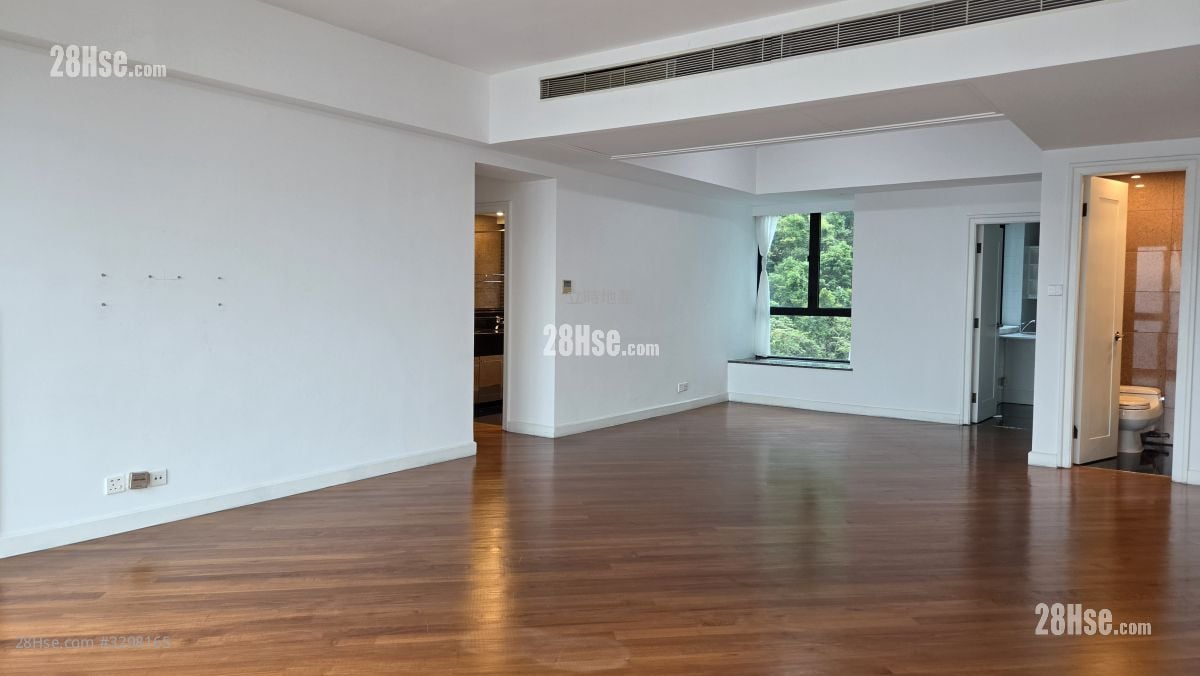 The Harbourview Rental 4 Bedrooms , 3 Bathrooms 1,998 ft²