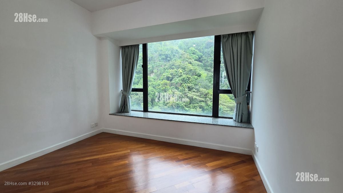 The Harbourview Rental 4 Bedrooms , 3 Bathrooms 1,998 ft²