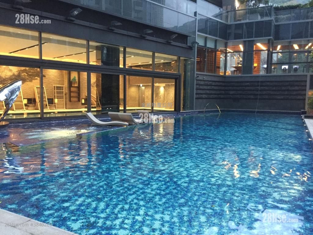 Lime Gala Rental 2 Bedrooms , 1 Bathroom 469 ft²
