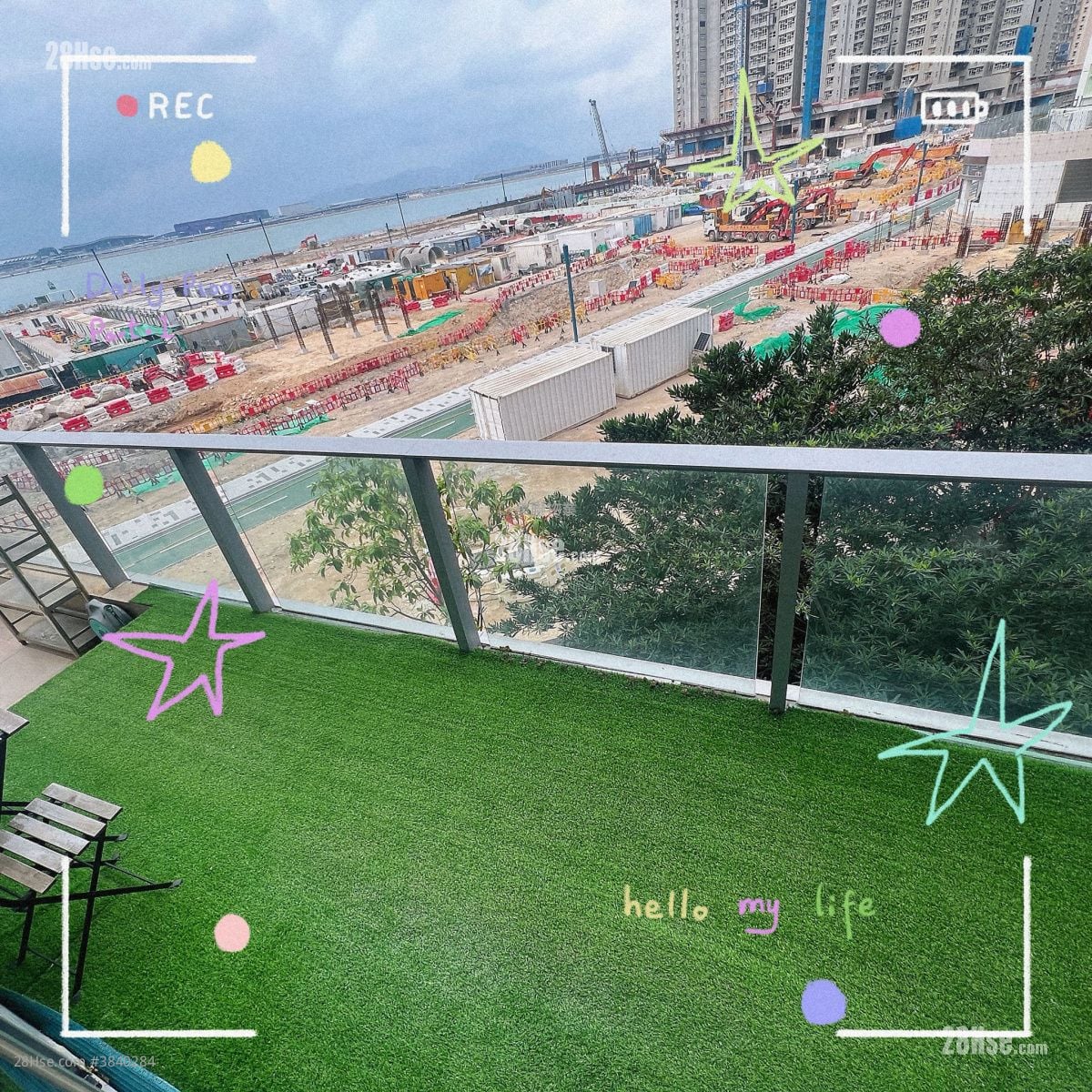 balcony: Century Link Sell 3 Bedrooms , 2 Bathrooms 639 ft²