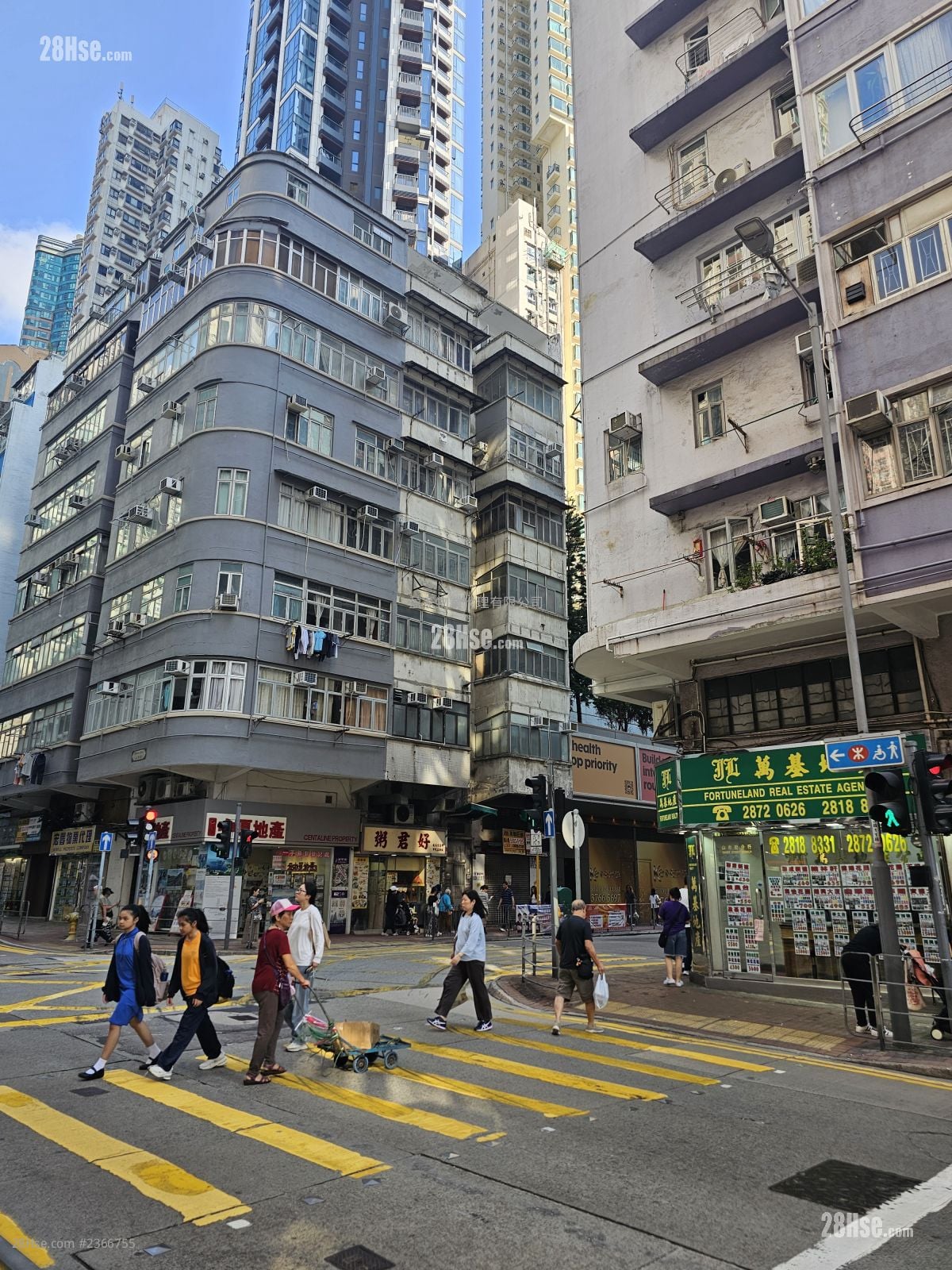 No. 32A Belcher's Street  Rental 2 Bedrooms , 1 Bathroom 300 ft²