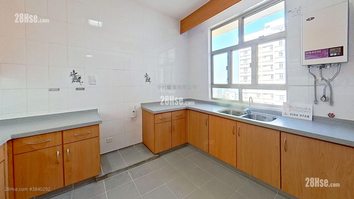 kitchen: 111 Mount Butler Road Rental 3 Bedrooms , 2 Bathrooms 2,287 ft²