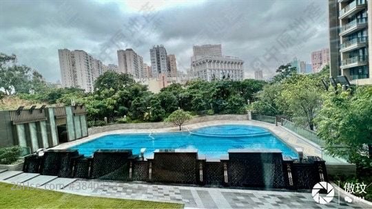 Grand Homm Sell 3 Bedrooms 1,380 ft²