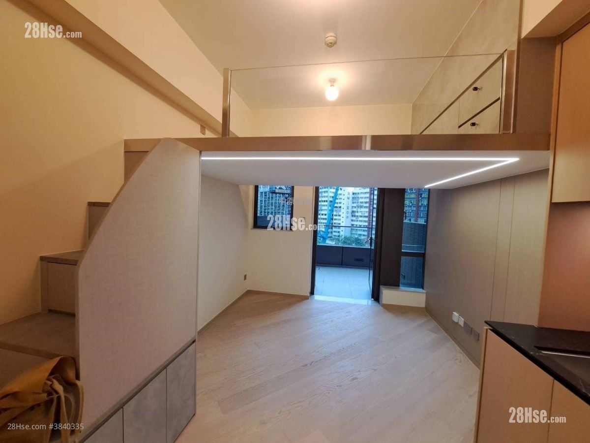 The Arles Sell Studio 237 ft²