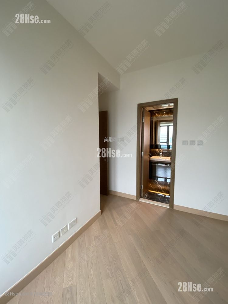 Grand Yoho Sell 4 Bedrooms , 2 Bathrooms 907 ft²