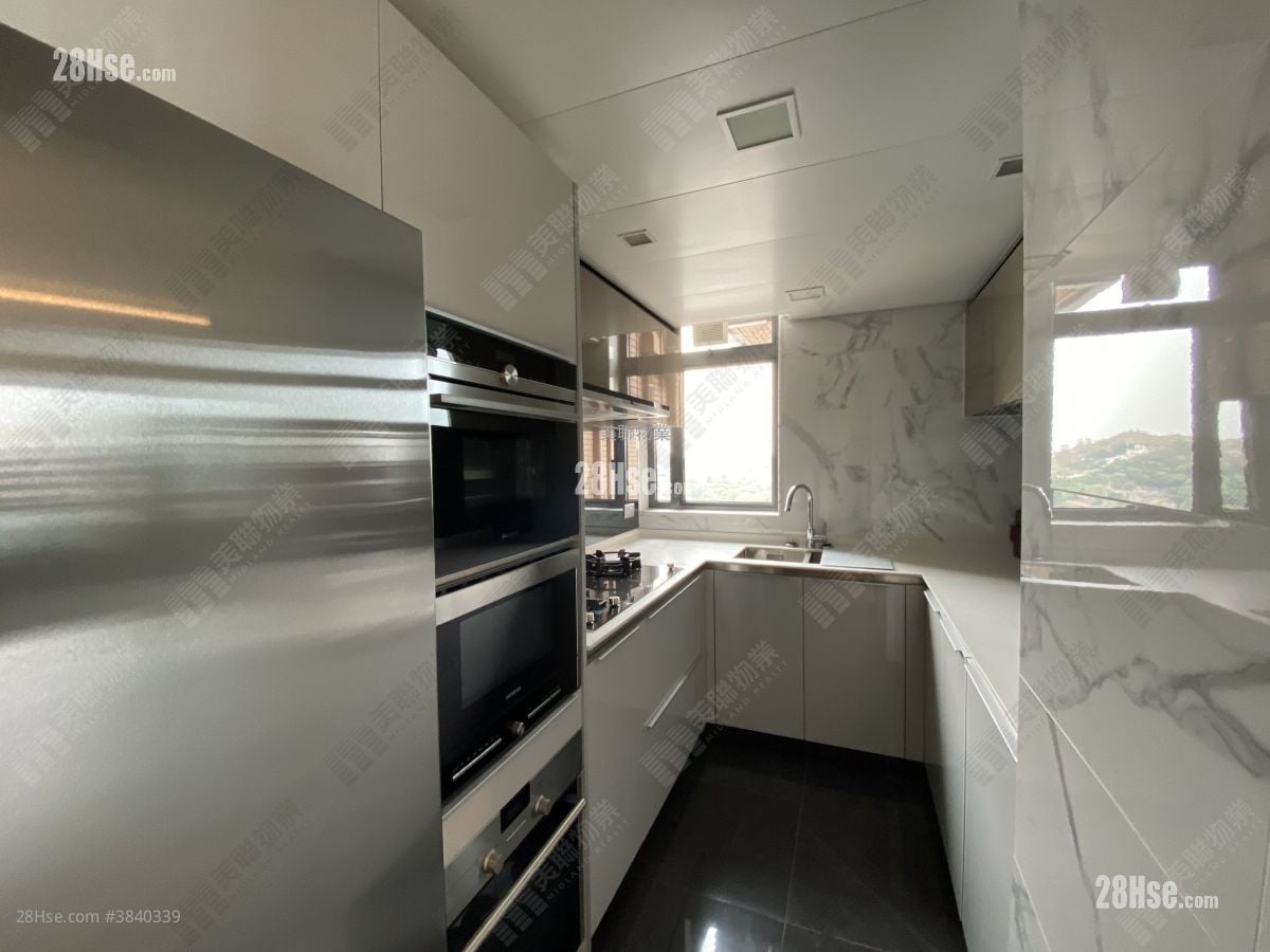 Grand Yoho Sell 4 Bedrooms , 2 Bathrooms 907 ft²