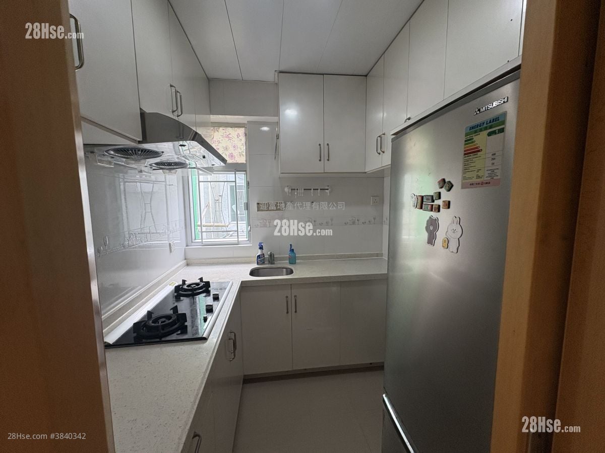 Whampoa Garden Sell 3 Bedrooms , 1 Bathroom 487 ft²