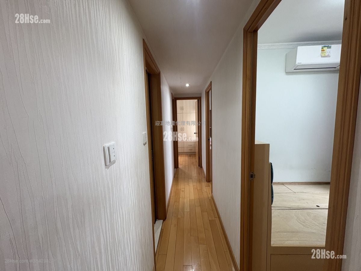 Whampoa Garden Sell 3 Bedrooms , 1 Bathroom 487 ft²