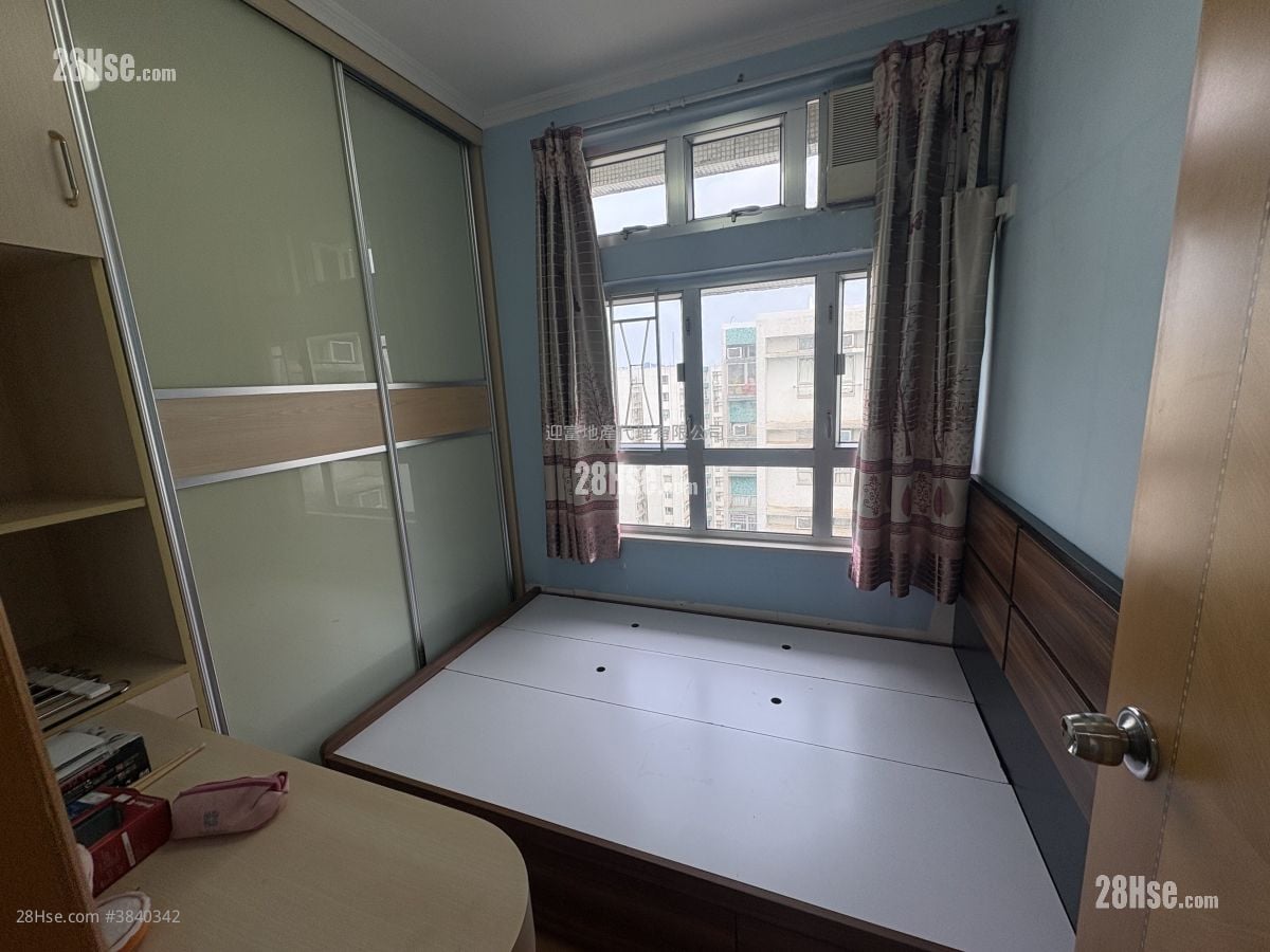Whampoa Garden Sell 3 Bedrooms , 1 Bathroom 487 ft²
