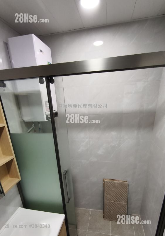 Tsuen Wan Centre Sell 1 Bedroom , 1 Bathroom 324 ft²