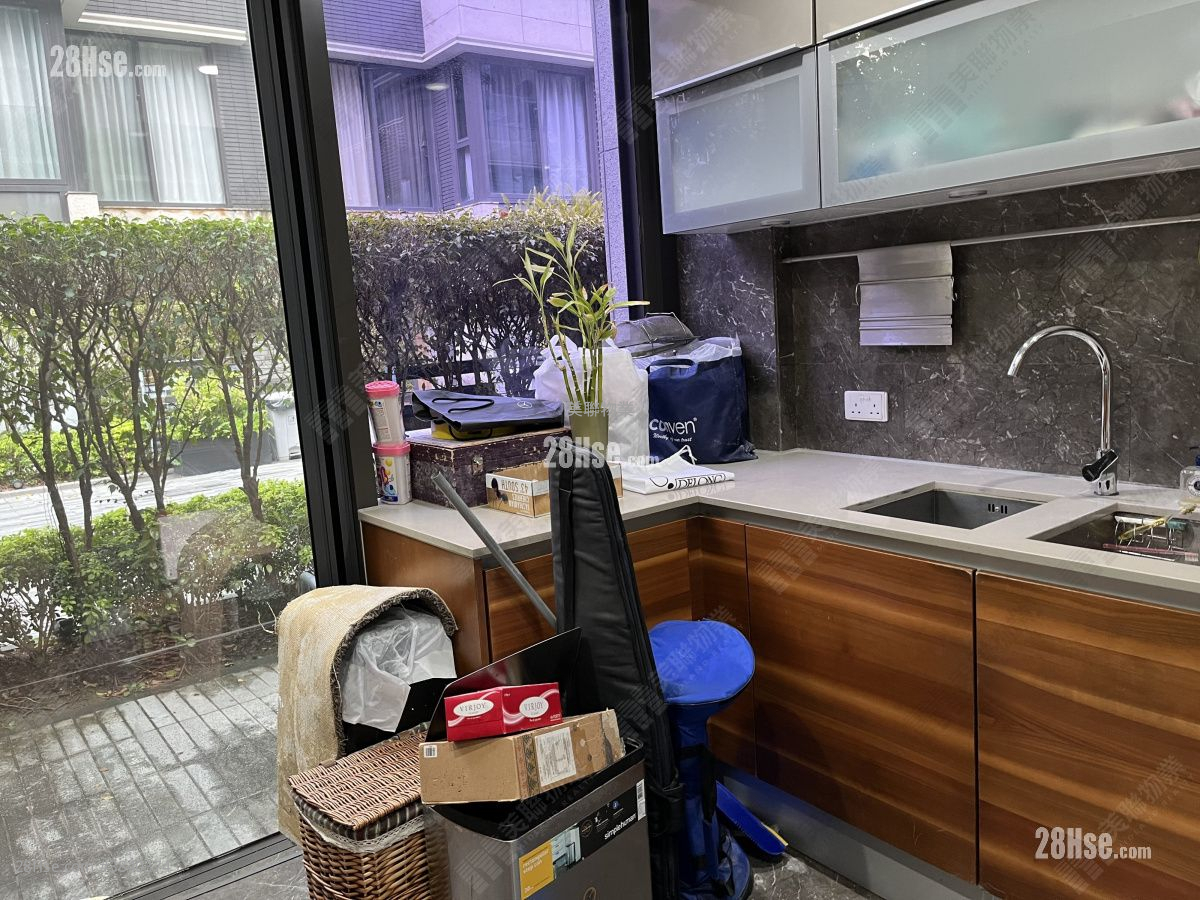 Avignon Rental 3 Bedrooms , 4 Bathrooms 1,903 ft²