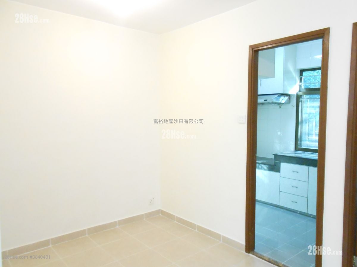 Hin Tin Village Rental 3 Bedrooms , 2 Bathrooms 630 ft²