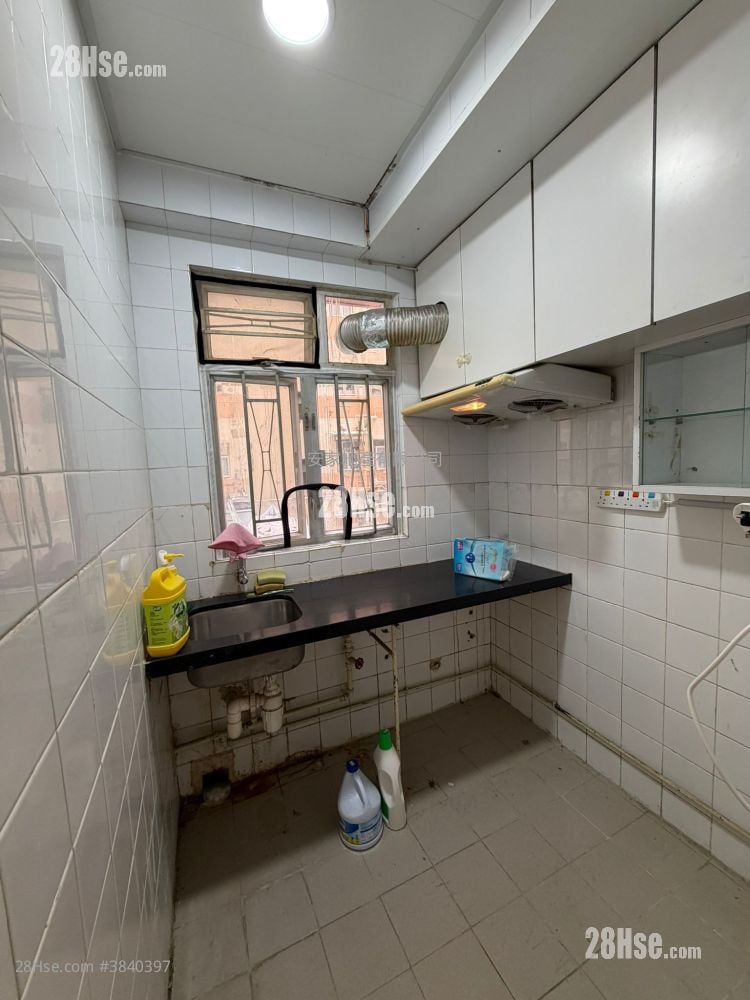 Cosmopolitan Estates Rental 1 Bedroom , 1 Bathroom 288 ft²