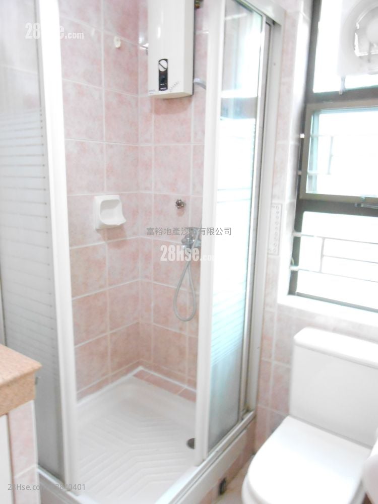 Hin Tin Village Rental 3 Bedrooms , 2 Bathrooms 630 ft²