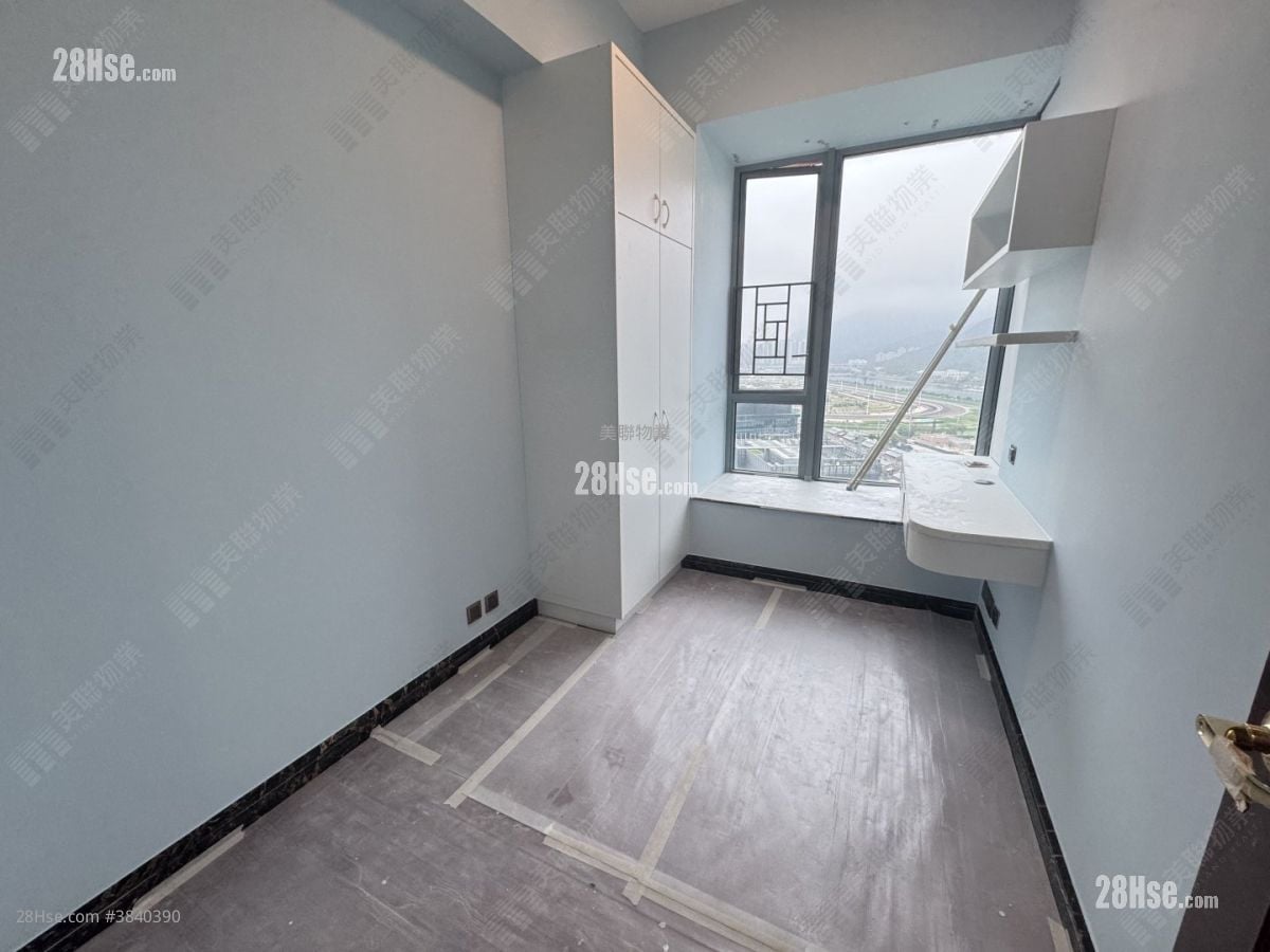 The Palazzo Rental 4 Bedrooms , 3 Bathrooms 1,461 ft²