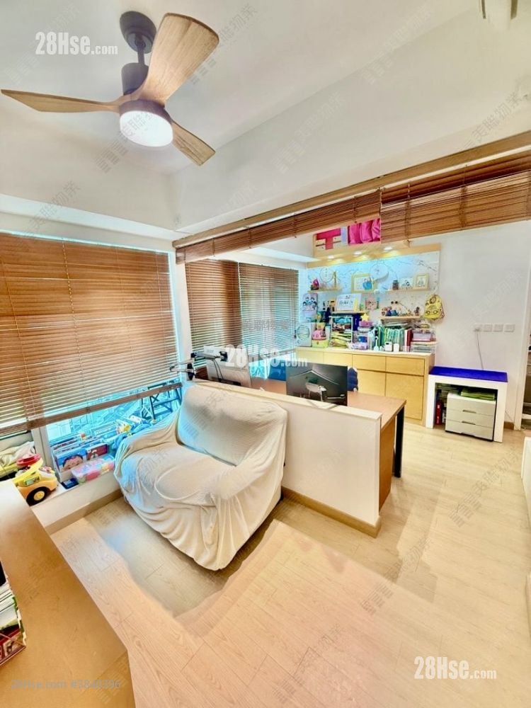Savannah Sell 2 Bedrooms , 1 Bathroom 458 ft²