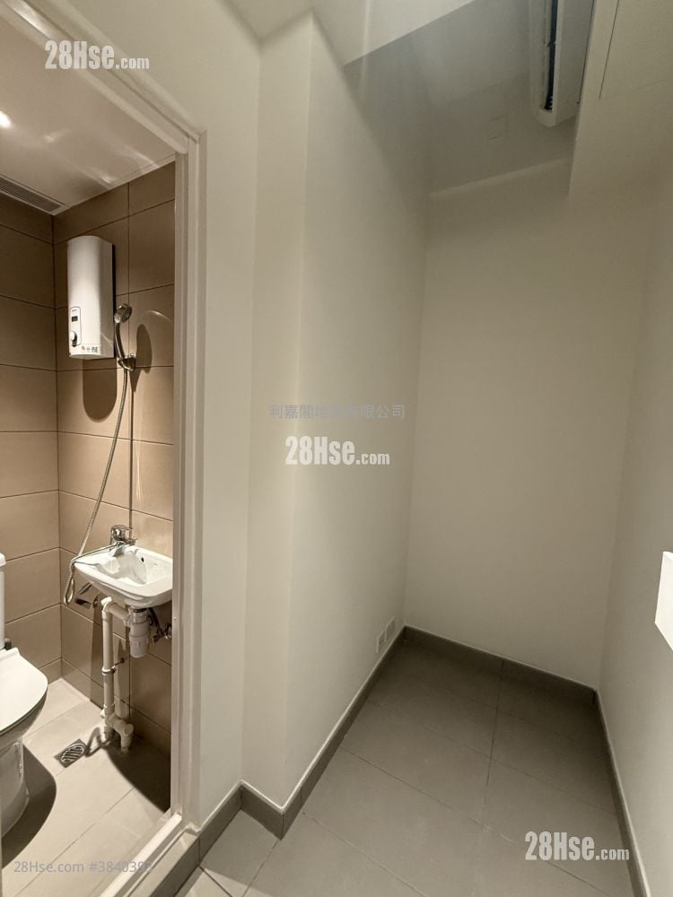 Cullinan Sky Rental 4 Bedrooms , 3 Bathrooms 1,993 ft²