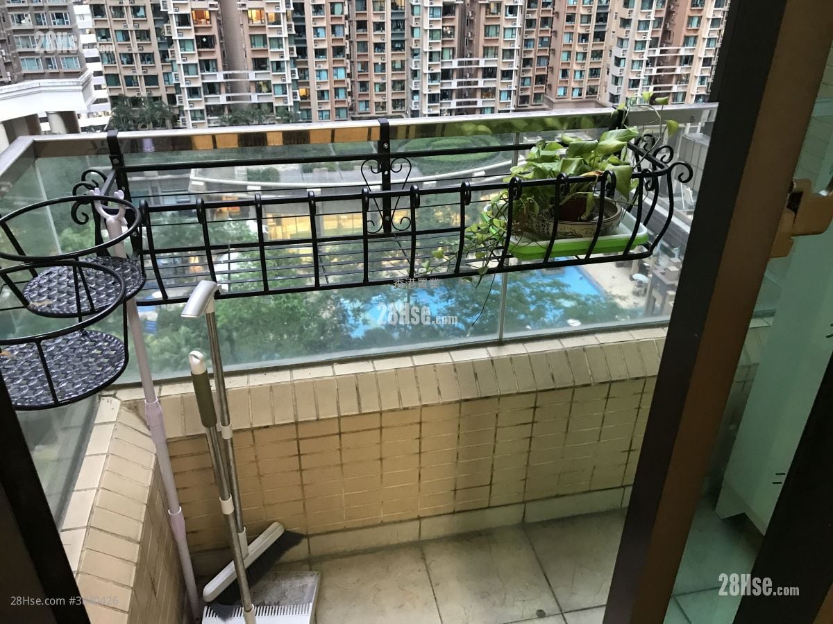 Liberte Rental 2 Bedrooms 491 ft²