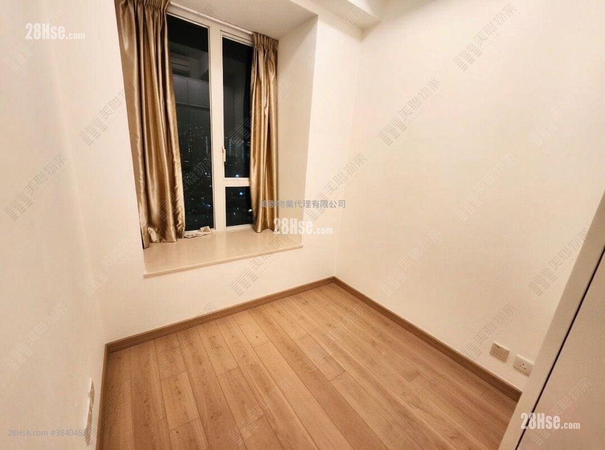 Gardenia Sell 2 Bedrooms 485 ft²