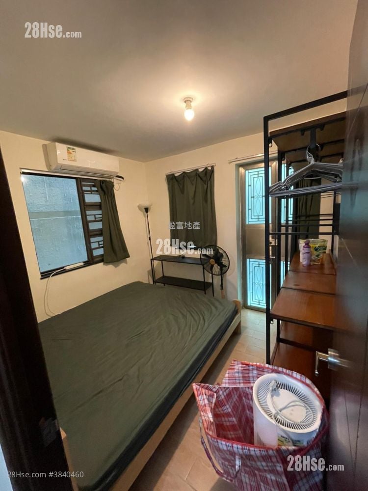 Village Rental 1 Bedroom 280 ft²