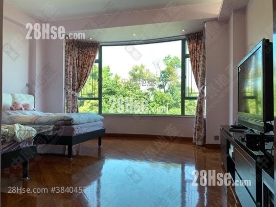 Emerald Palace Rental 4 Bedrooms , 4 Bathrooms 2,225 ft²