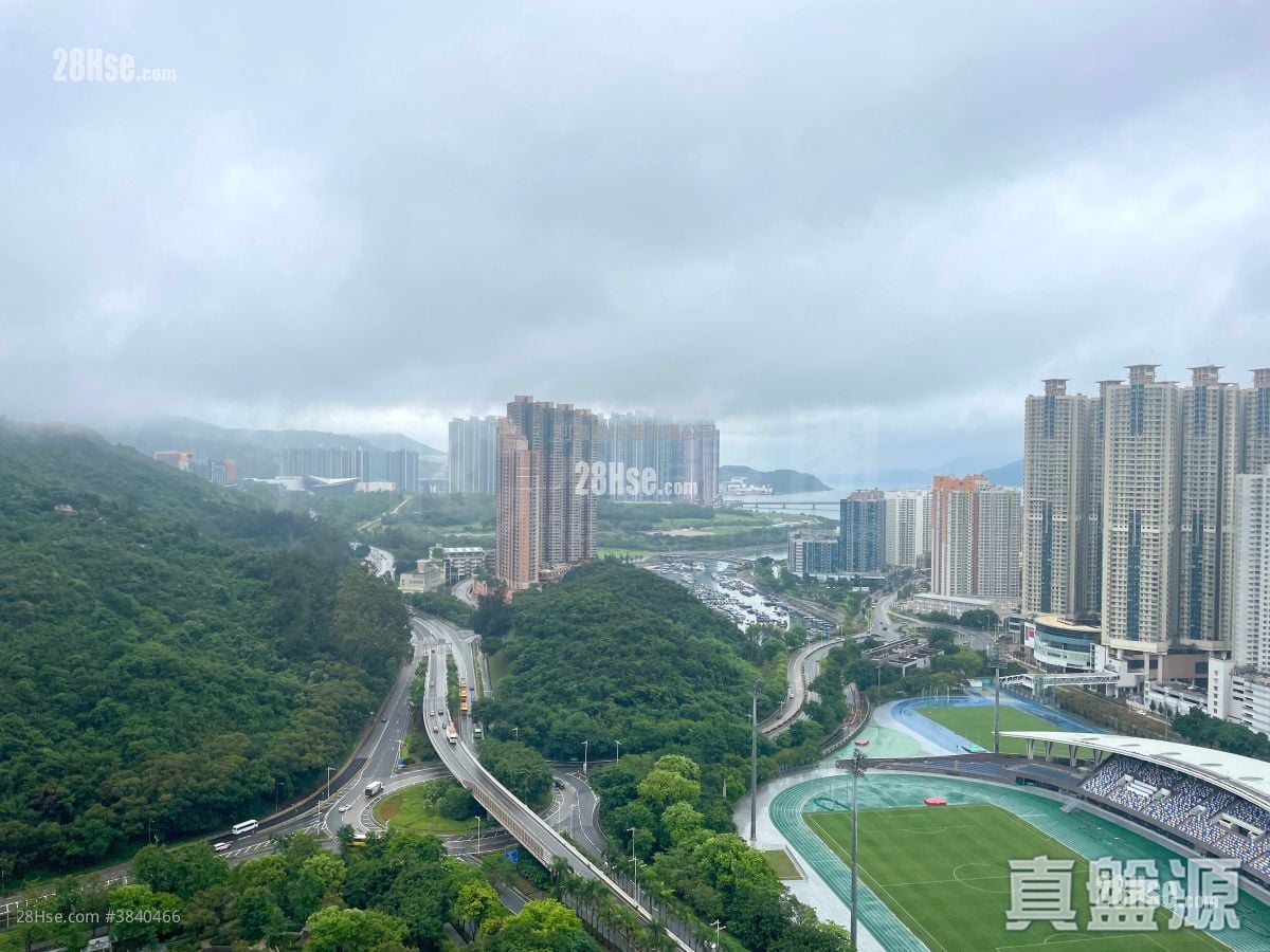 Nan Fung Plaza Rental 3 Bedrooms , 2 Bathrooms 691 ft²
