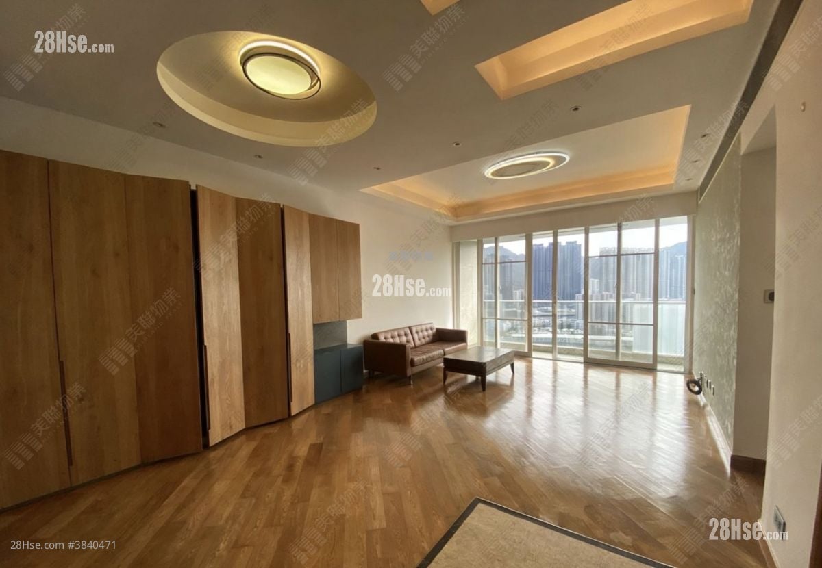 Peak One Sell 4 Bedrooms , 3 Bathrooms 1,380 ft²
