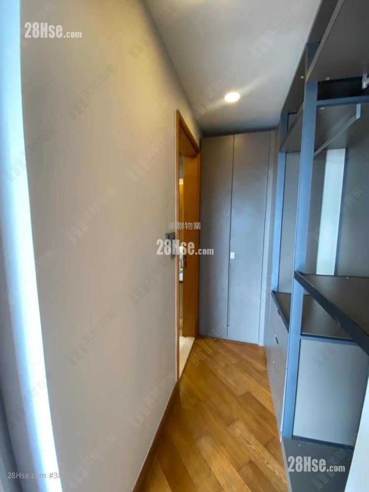 Peak One Sell 4 Bedrooms , 3 Bathrooms 1,380 ft²