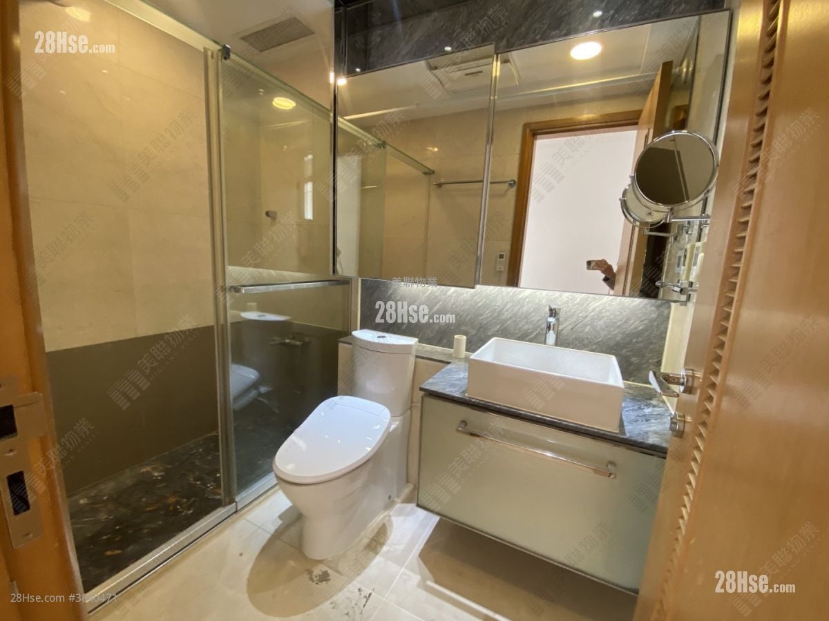 Peak One Sell 4 Bedrooms , 3 Bathrooms 1,380 ft²