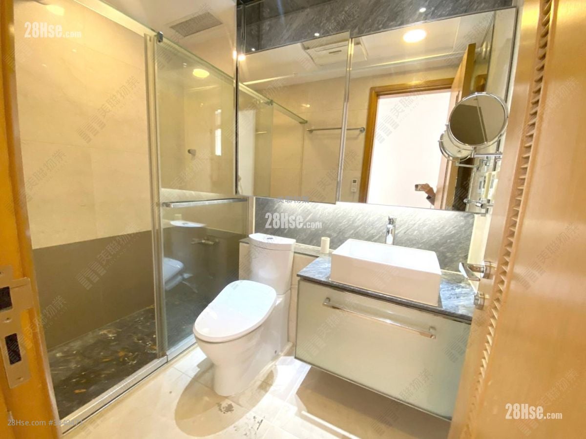 Peak One Sell 4 Bedrooms , 3 Bathrooms 1,380 ft²