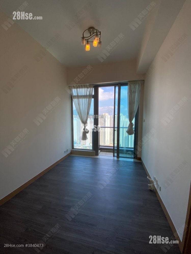 The Wings Rental 2 Bedrooms , 1 Bathroom 534 ft²