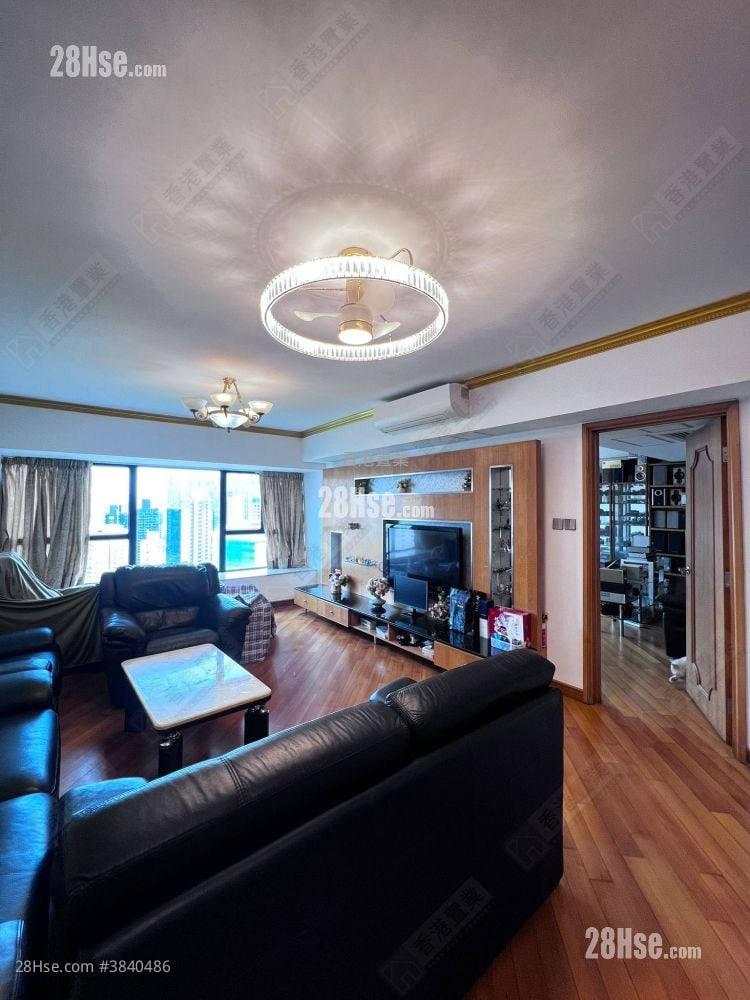 Villa Carlton Sell 2 Bedrooms , 2 Bathrooms 1,337 ft²