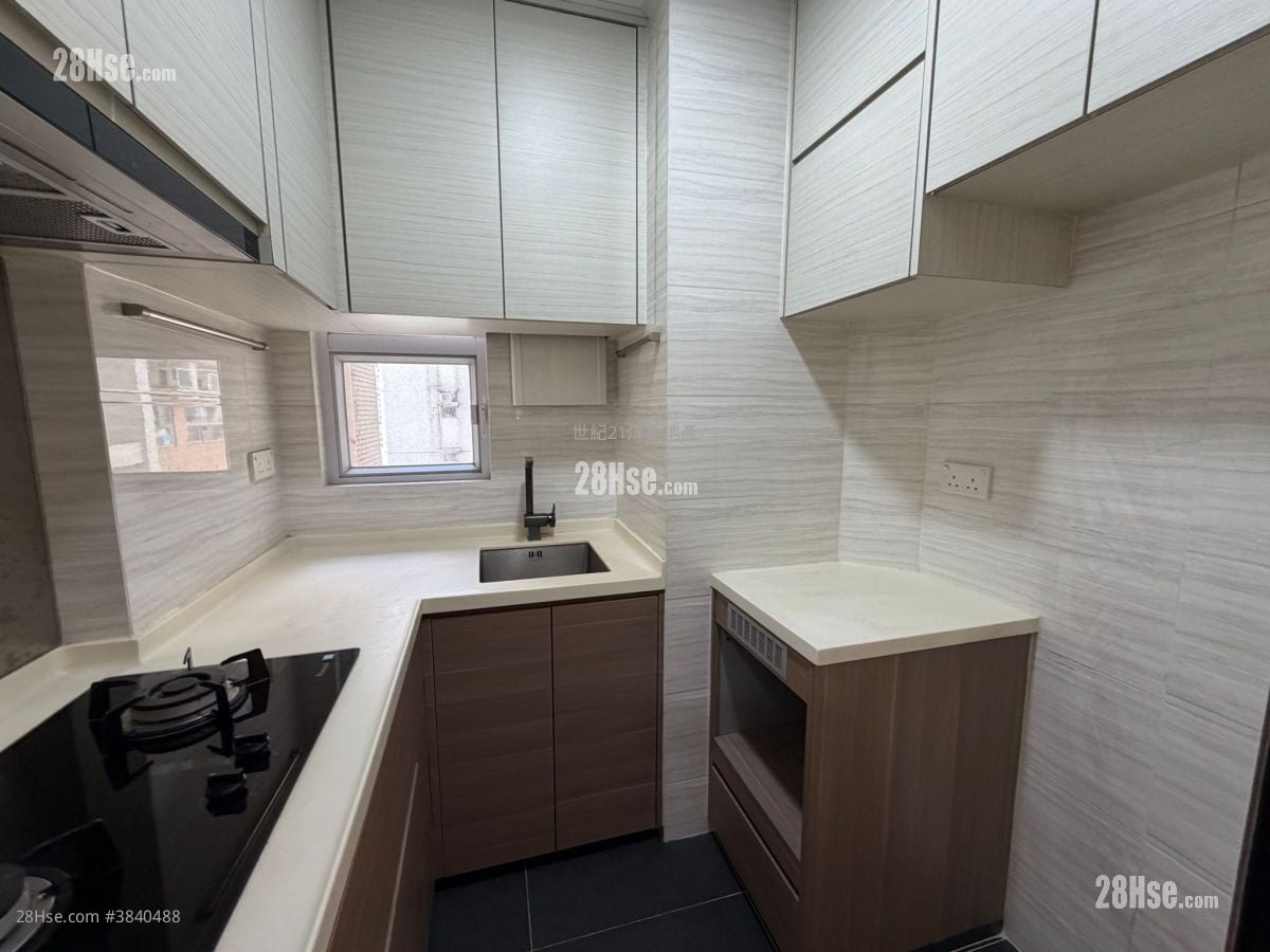 Eightland Gardens Sell 2 Bedrooms 438 ft²