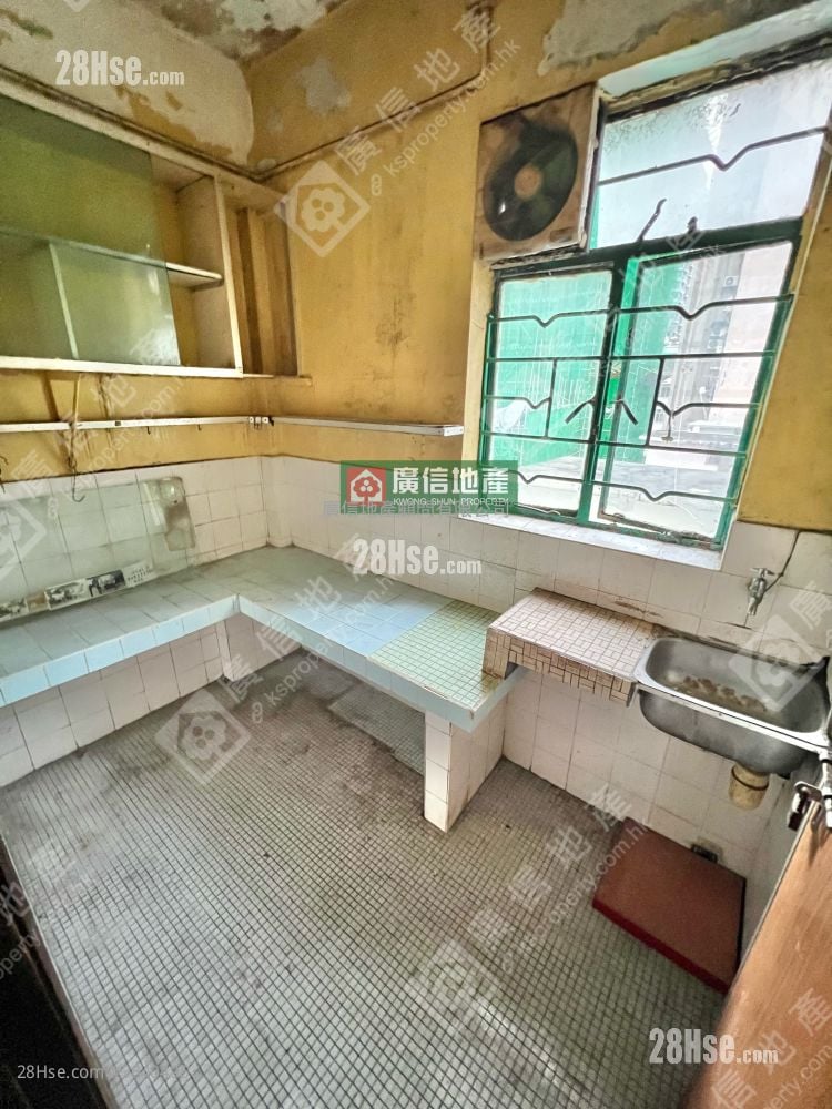 417 Shanghai Street Sell 3 Bedrooms , 1 Bathroom 526 ft²