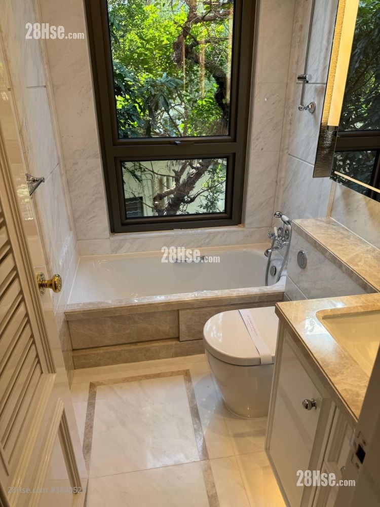 St. George's Mansions Rental 4 Bedrooms 2,087 ft²